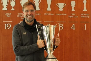 Клопп сэр Алекс Фергюсон атындағы жүлдеге қол жеткізді 