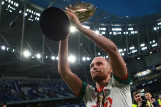 Әлем чемпионы мансабын аяқтады