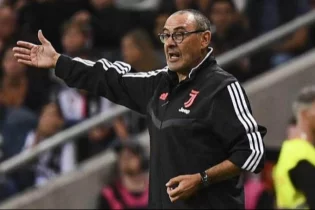 Маурицио Сарри қызметінен кетті