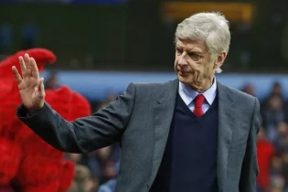 Арсен Венгер «Барселонаны» жаттықтырудан бас тартты