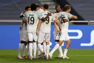 Еурокубоктағы тартыс қыза түсті