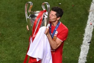 Журналисттер «Алтын доп» жайлы үндеу жасады