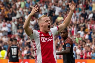 Ван де Бек «Манчестер Юнайтед» ойыншысы атанды