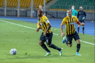 Вагнер Лав «Қайраттағы» жалақысы туралы айтты 