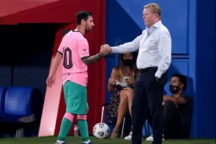 «Барселонаның» формасы моншаға арналған сүлгіге ұқсайды - Ресейлік комментатор