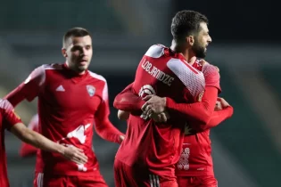 «Қайсар» алғашқы матчта сүрінді