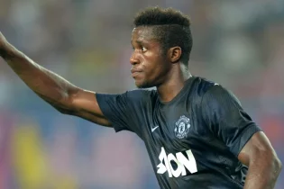 Эвра: «Заханың «Манчестер Юнайтедтегі» мансабын қауесет әңгімелер бұзды»