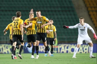 «Қайрат» қарсыластарынан қара үзді