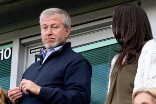 Роман Абрамович жасырын трансфер жасады деп айыпталуда