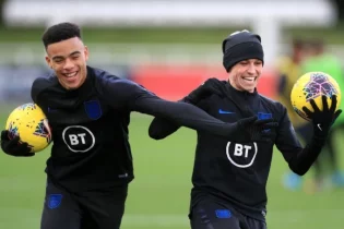 Фил Фоден мен Мэйсон Гринвуд Англия құрамасына шақыртылмайды