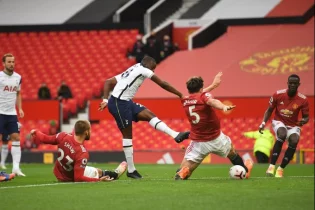 Рой Кин: «Манчестер Юнайтед» ойыншылары Моуриньоны автобустың астына тастаған еді және Сульшерге де солай жасайды»