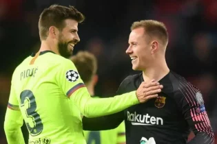 «Барселона» бірден төрт ойыншымен келісімшартты ұзартты