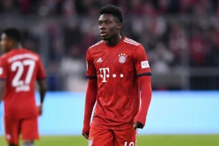 Альфонсо Дэвис жарақатына байланысты жыл соңына дейін ойнай алмайды