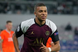 Килиан Мбаппе ең қымбат жас футболшы атанды