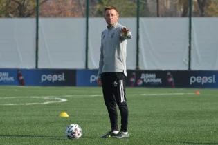 Андрей Тихонов: «Біз алдымызға қалған бес ойында жеңіске жету міндетін қойдық»