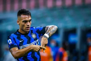 «Интер» Лаутаро Мартинеспен келісімшартты ұзартпақшы