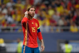 Серхио Рамосқа қызығушылық танытқан алғашқы клуб белгілі болды 