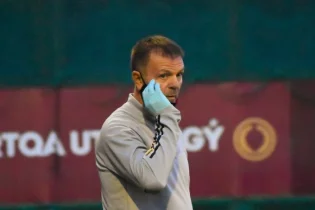 Стойчо Младенов «Қайсардан» кетті