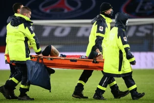 Неймар ауыр жарақат алды