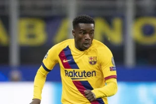 «Барселонаның» 22 жасар футболшысы мансабын аяқтауы мүмкін