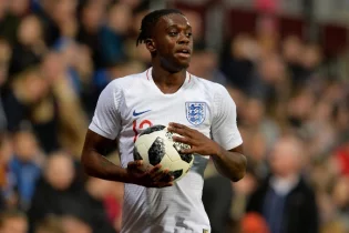 «Манчестер Юнайтед» футболшысы Конго құрамасында ойнау туралы ұсыныстан бас тартты