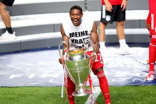 Оливер Кан: «Бавария» Алабаның алдына қызыл кілем жайды, бірақ ол бұл жолмен жүруден бас тартты»