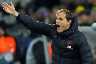 ПСЖ Тухельді ресми түрде жұмысынан босатты