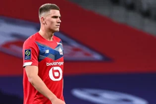 «Ливерпуль» «Лилль» қорғаушысымен келіссөздер жүргізуде