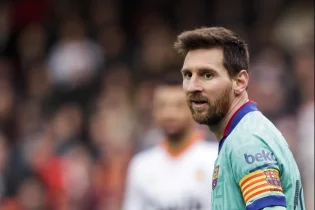 L'Equipe жылдың үздік құрамын жариялады. Бірақ Месси бұл құрамнан орын таба алмады