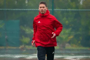 Черногориялық шабуылшы «Қайсар» сапында жаттығып жүр