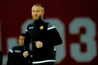 «Астана» армениялық қорғаушымен келіссөздер жүргізуде