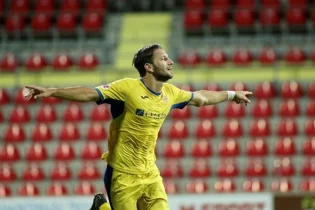 «Шахтер» Черногория құрамасының шабуылшысына көз тікті