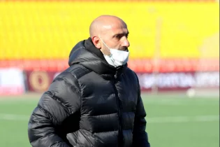 Әли Әлиев: «Бізге «Қайрат» және «Астанамен» тең дәрежеде ойнау үшін тағы да сапалы футболшылар қажет»