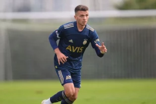 «Фенербахчеде» өнер көрсететін 18 жастағы футболшы Қазақстан жастар құрамасына шақырту алды