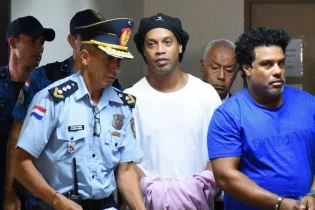 Жаза басқан футболшылар