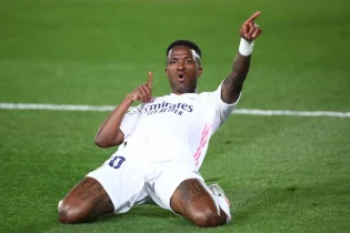 Винисиус Чемпиондар Лигасында рекорд орнатты