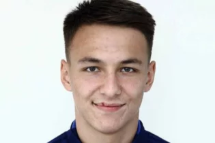 Польшалық «Висла» клубына ауысуы тиіс болған қазақстандық шабуылшы «Қайрат» сапына қосылмақ