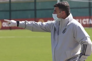 «Атырау» бас бапкерге қатысты мәлімдеме жасады