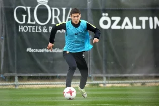 «Тараз» Қазақстан құрамасының бұрынғы ойыншысын қатарға қоспақ