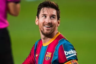 Пеленің рекордын жаңартқан Мессидің аяқ киімі аукционға қойылмақ