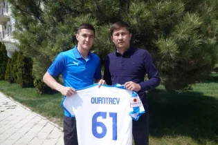 «Тараз» Ермек Қуантаевпен келісім-шартқа отырды