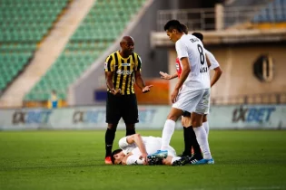 Вагнер Лав екі матчқа шеттетілді