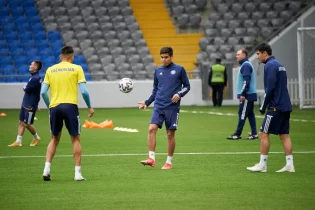 Қазақстан құрамасы жолдастық матч алдында үш ойыншысынан айырылды