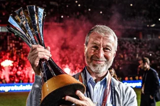 Роман Абрамович «Челси» клубын  сататынын мәлімдеді