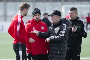 Владимир Муханов «Ақтөбеден» кетпейді