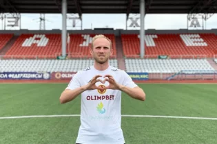 «Шахтер» екі шетелдік футболшымен толықты