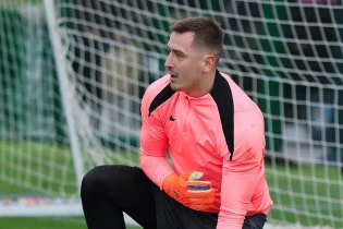 Нөмір бір. Стас  Покатилов «Сабах» сапындағы алғашқы ресми кездесуіне қатысты.