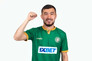 Еркебұлан Нұрғалиев “Каспий” жейдесін киді