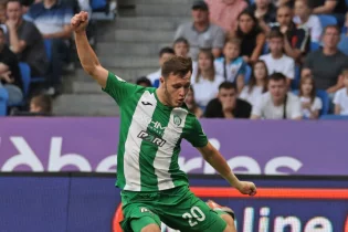 Қазақстандық жартылай қорғаушы «Ахматты» құрдымнан құтқара ма? Ертең Максим үшін де маңызды матч