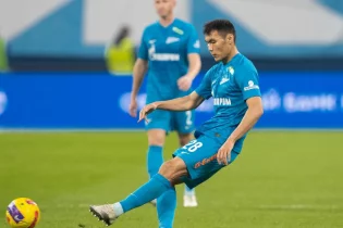 Шетелде ойнайтын отандастарымыздан ең көп жалақы алатын кім? Мамандар тиынына дейін санап шығыпты